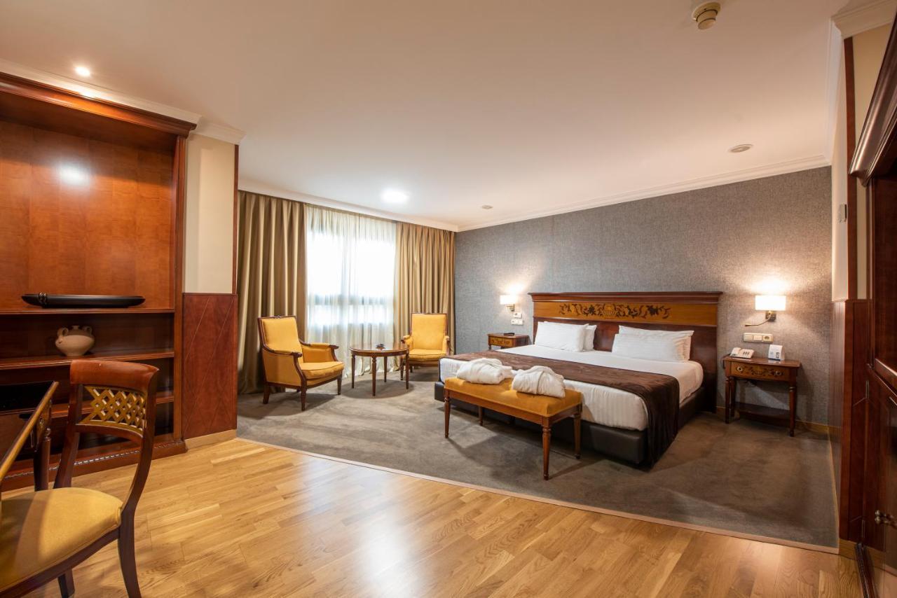 Eurostars Araguaney Hotel Santiago de Compostela Exterior foto Deluxe Room