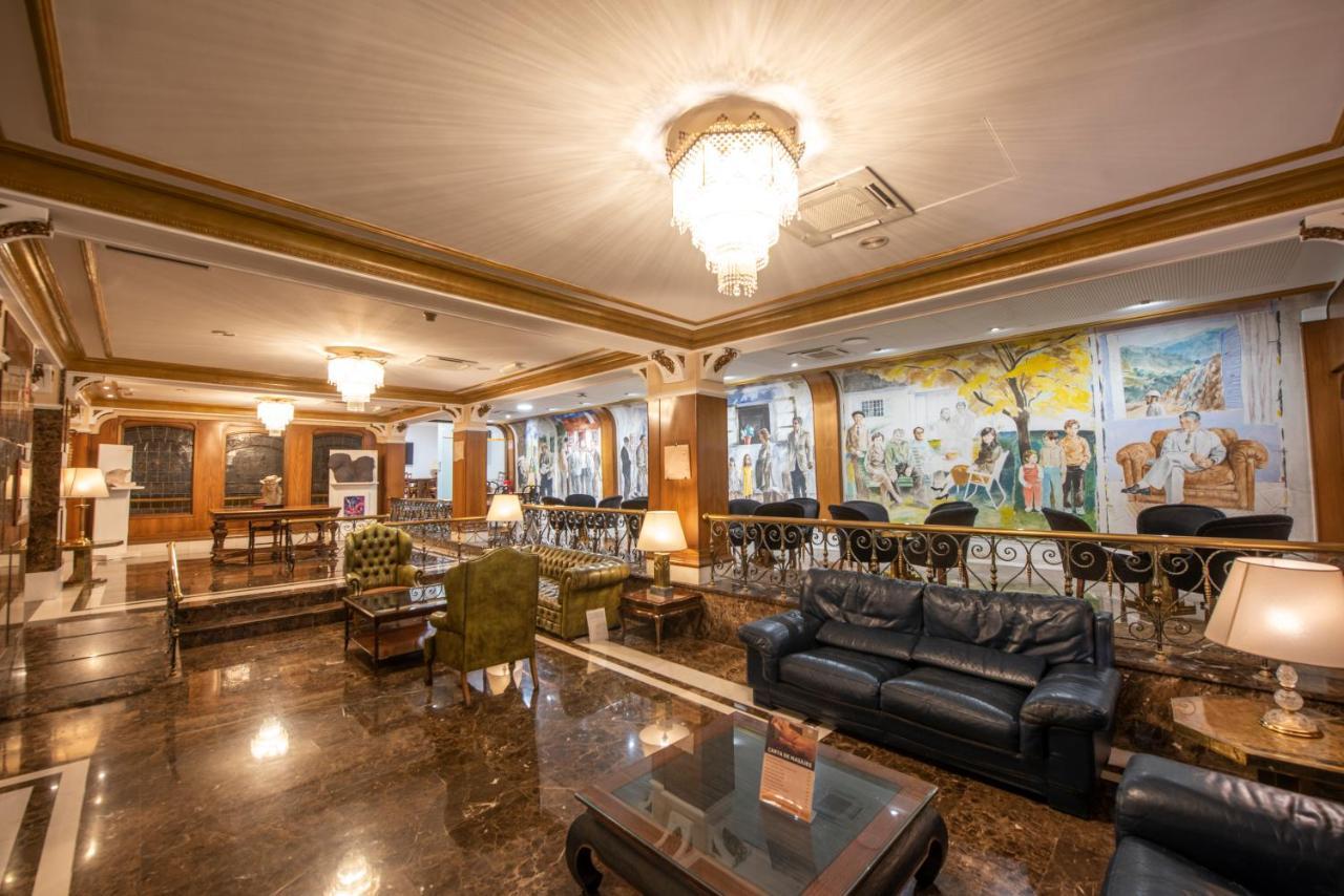 Eurostars Araguaney Hotel Santiago de Compostela Exterior foto Lobby