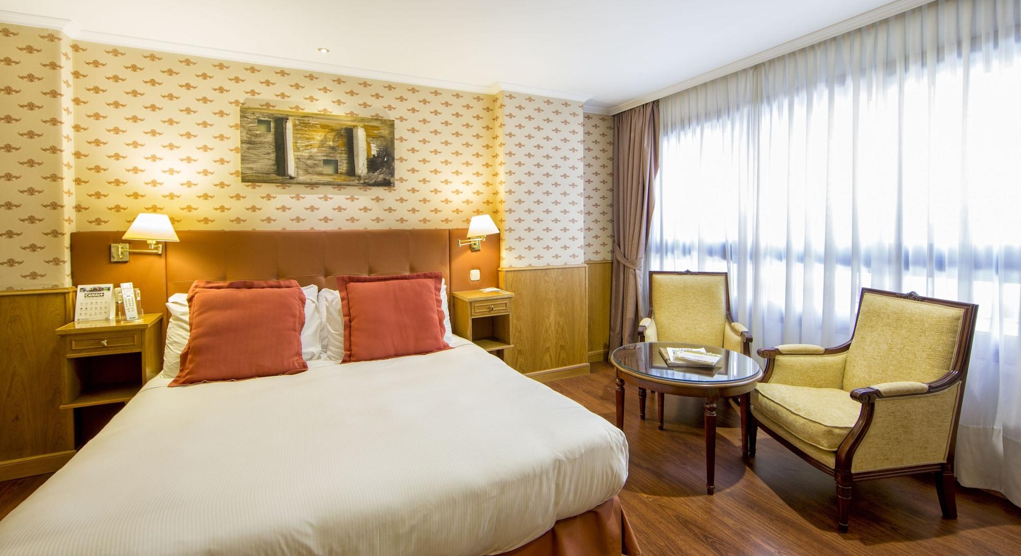 Eurostars Araguaney Hotel Santiago de Compostela Exterior foto A room at the hotel
