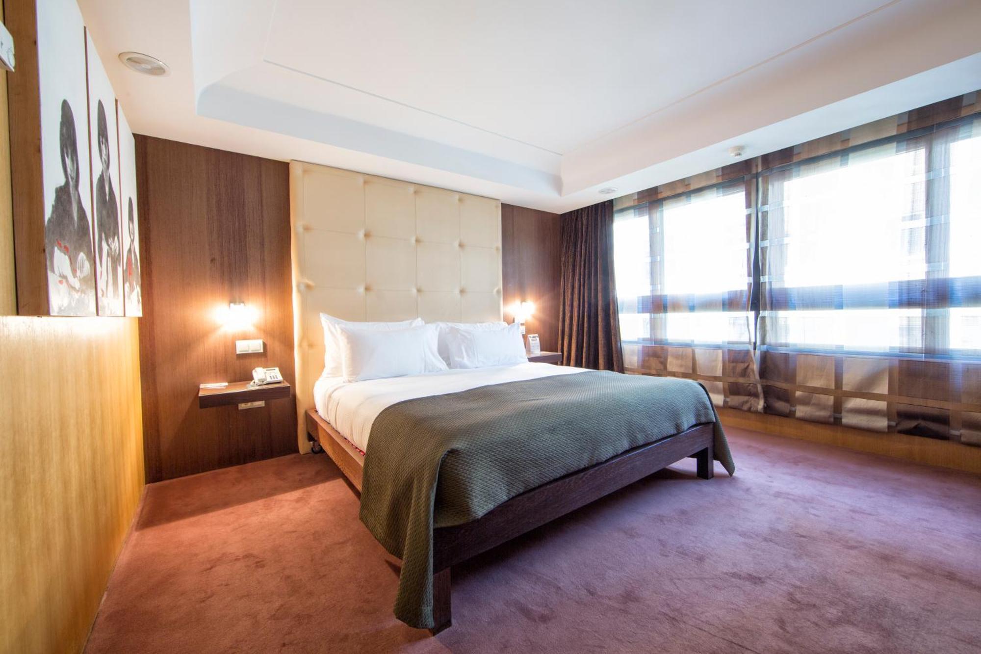 Eurostars Araguaney Hotel Santiago de Compostela Cameră foto A room at the hotel